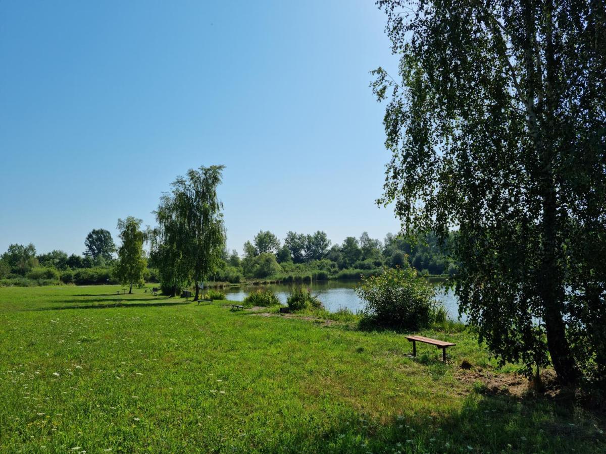 Lake Park Aparthotel Zator Kültér fotó